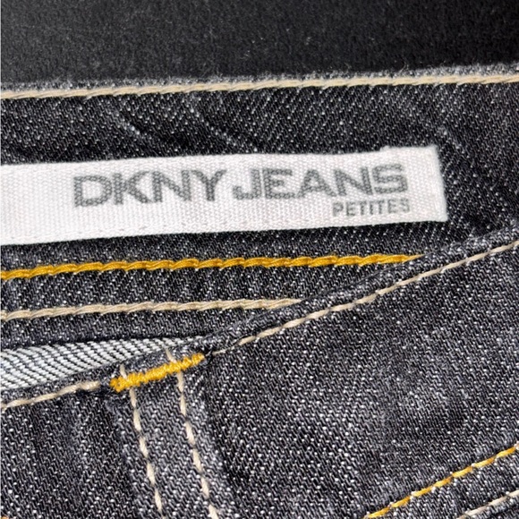 DKNY Petite 10R Women's Black Jeans Chelsea Low Rise Straight Leg Long Slim Fit - Picture 3 of 12